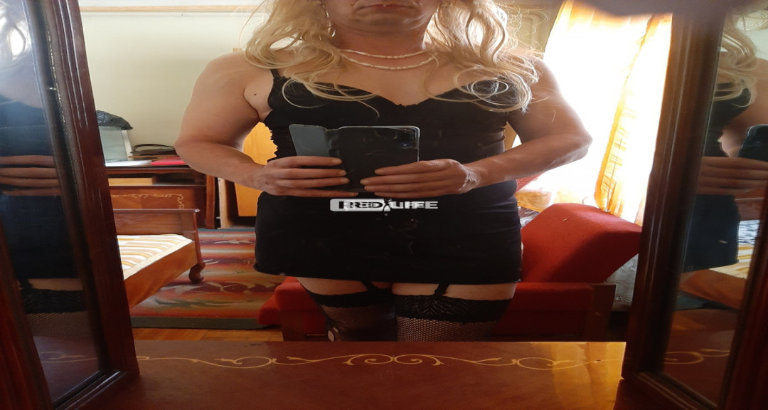 Travik&eacute;nt 18+ munk&aacute;t keresek, minden