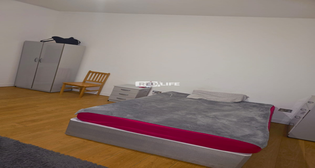 2-room flat for rent. Close