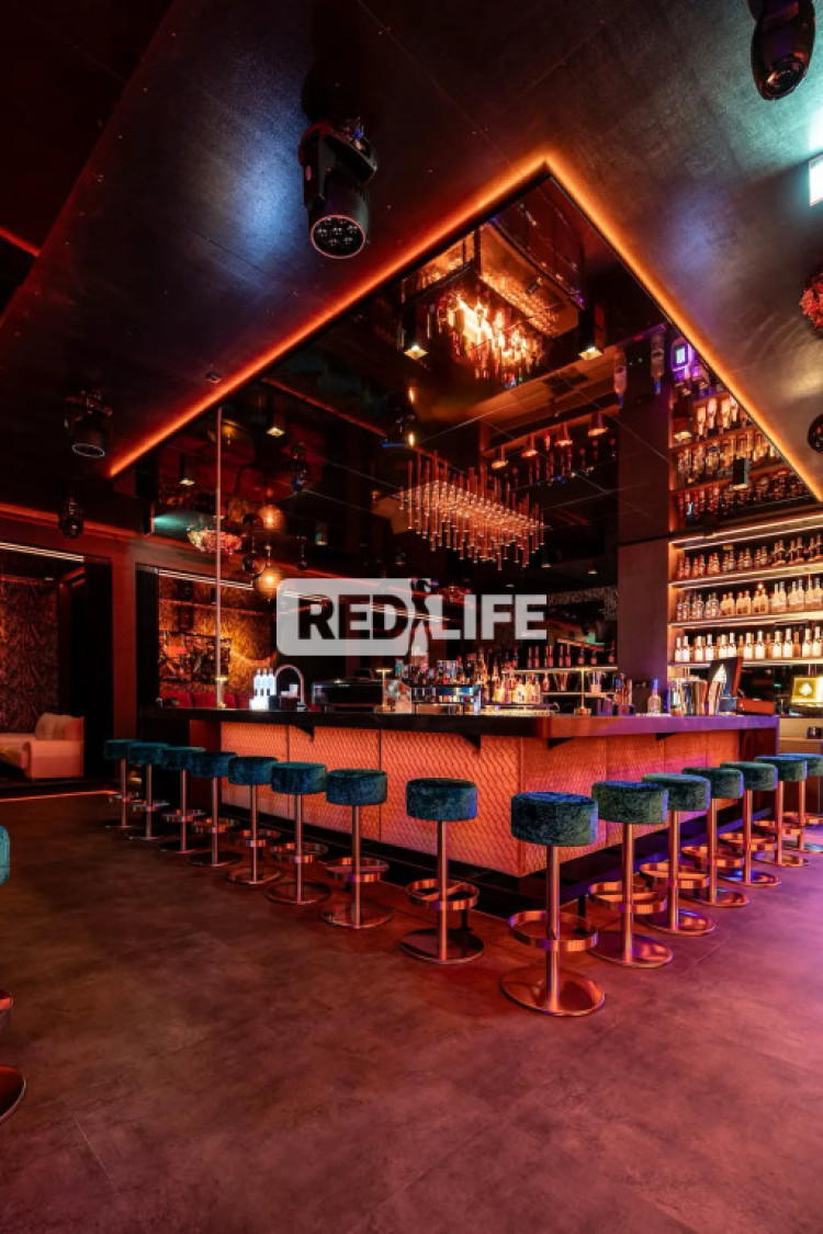 camere VIP club elit fără