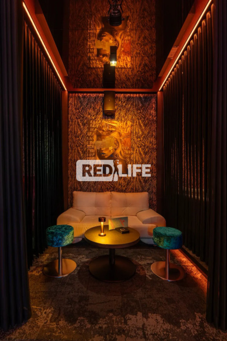 camere VIP club elit fără